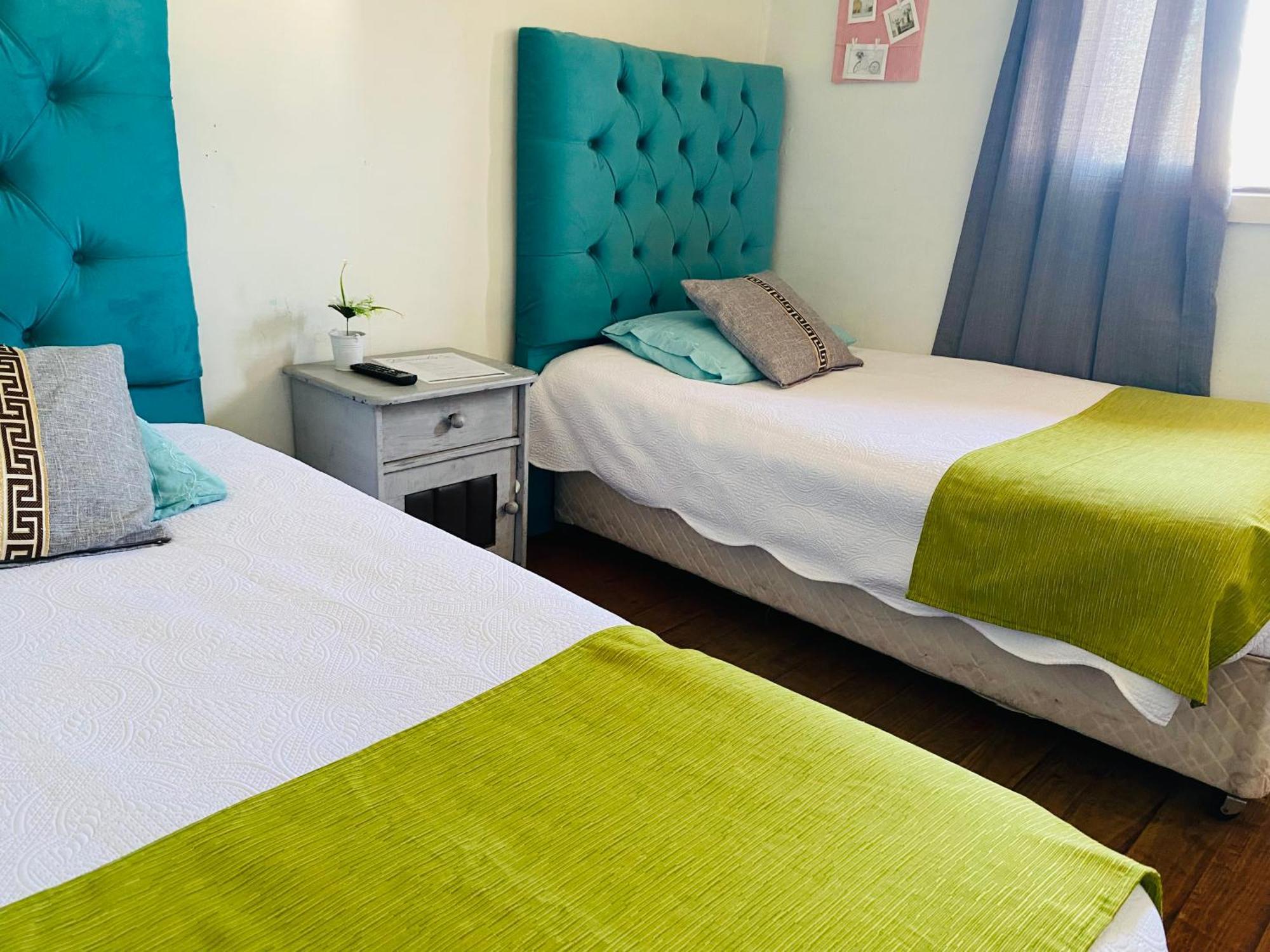 Hostal 3 Norte サンアントニオ エクステリア 写真